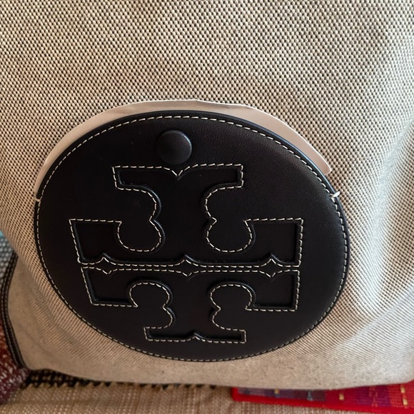 (Authentic) Large Tory Burch Canvas Ella medium tote Bag “Brand New” - Picture 8 of 16